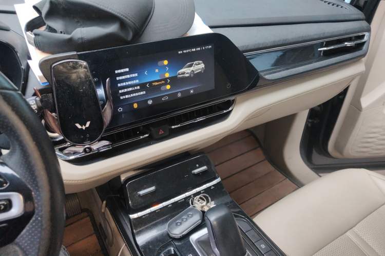 Used Wuling Victory 2020 1.5T CVT Flagship Edition Audio And AC Panel