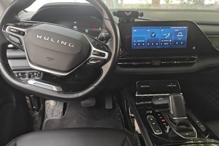 Used Wuling Victory 2020 1.5T CVT Flagship Edition Center Console
