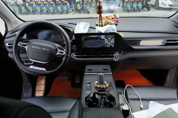 Used Wuling Victory 2020 1.5T CVT Flagship Edition Center Console