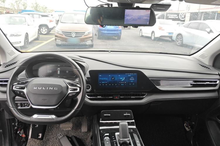 Used Wuling Victory 2020 1.5T CVT Flagship Edition Center Console