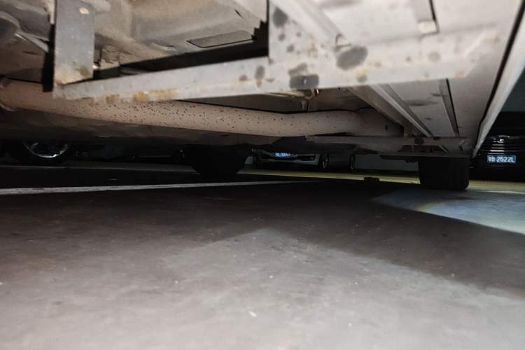 Used Wuling Victory 2020 1.5T CVT Flagship Edition Chassis Front Left