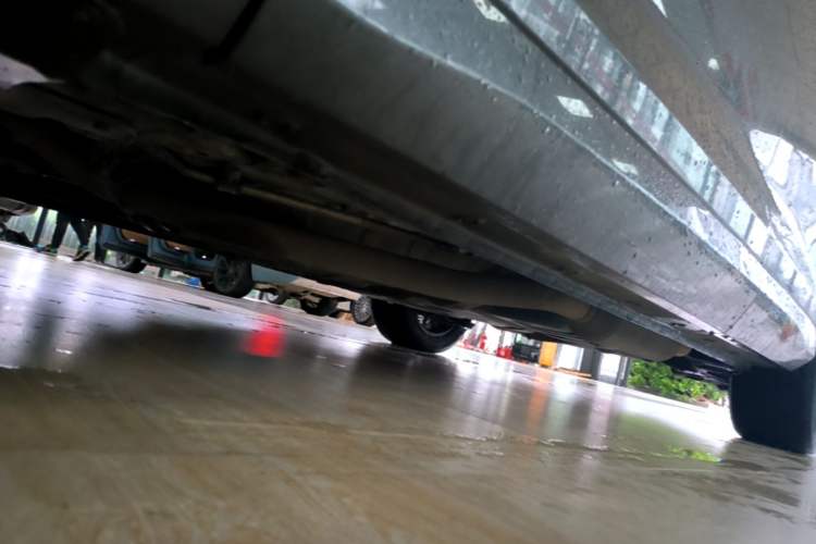 Used Wuling Victory 2020 1.5T CVT Flagship Edition Chassis Front Left