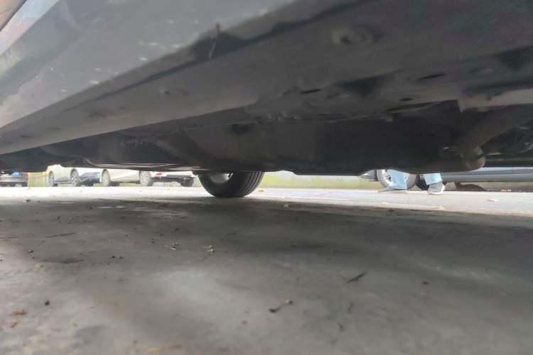 Used Wuling Victory 2020 1.5T CVT Flagship Edition Chassis Front Right