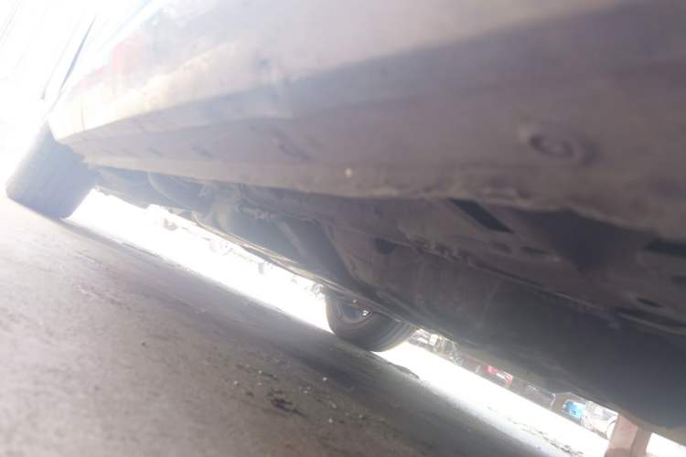 Used Wuling Victory 2020 1.5T CVT Flagship Edition Chassis Front Right