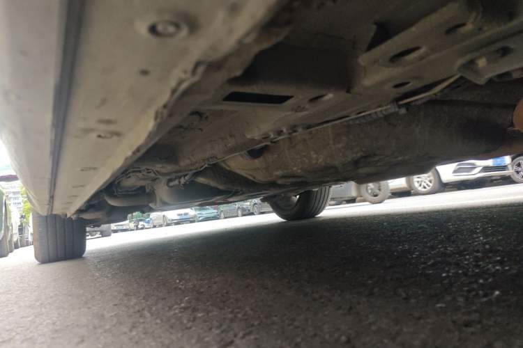 Used Wuling Victory 2020 1.5T CVT Flagship Edition Chassis Front Right
