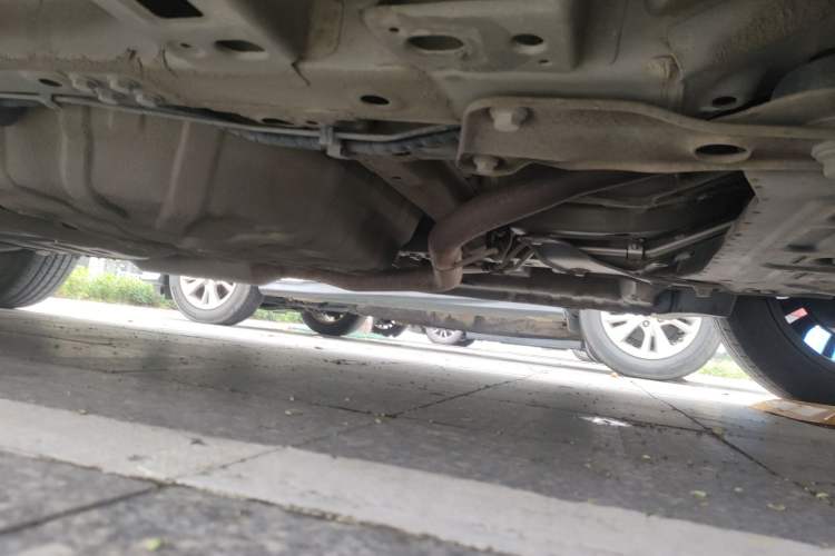 Used Wuling Victory 2020 1.5T CVT Flagship Edition Chassis Front Right