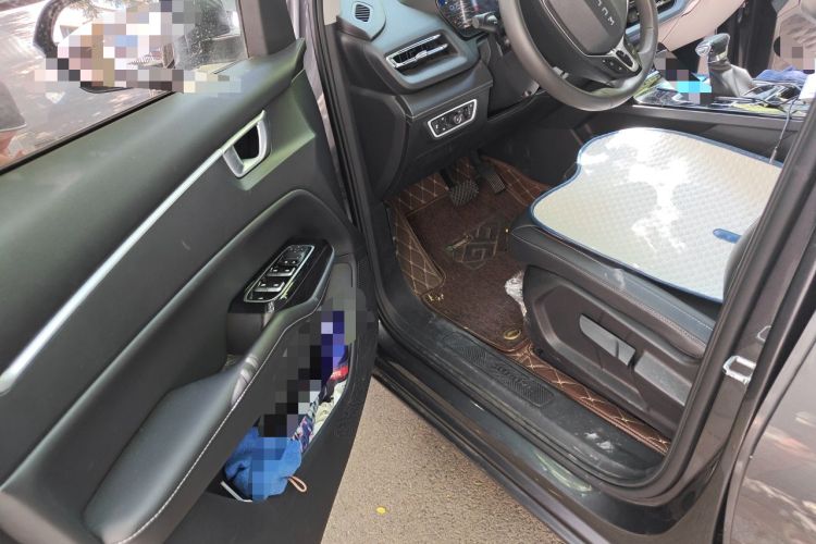 Used Wuling Victory 2020 1.5T CVT Luxury Model Driver Seat