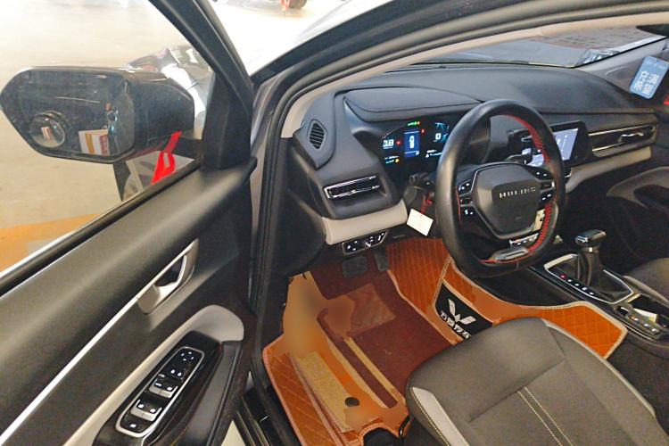 Used Wuling Victory 2020 1.5T CVT Elite Model Driver Seat