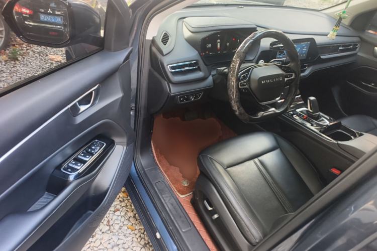 Used Wuling Victory 2020 1.5T CVT Flagship Edition Driver Seat