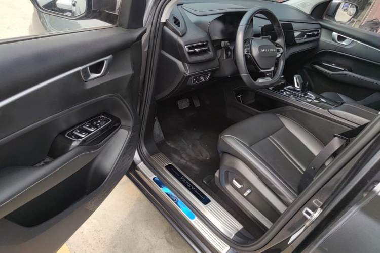 Used Wuling Victory 2020 1.5T CVT Flagship Edition Driver Seat