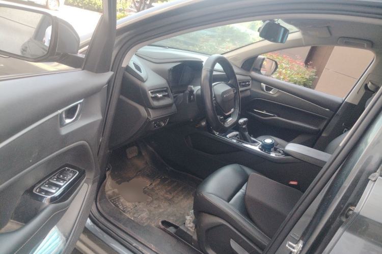 Used Wuling Victory 2020 1.5T CVT Luxury Model Driver Seat