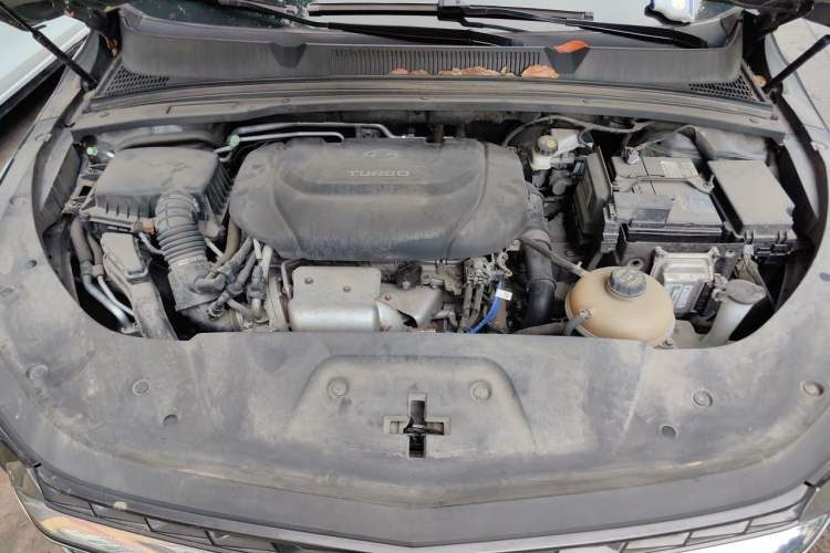 Used Wuling Victory 2020 1.5T CVT Flagship Edition Engine Bay