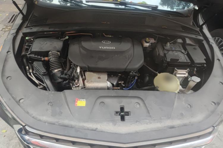 Used Wuling Victory 2020 1.5T CVT Flagship Edition Engine Bay