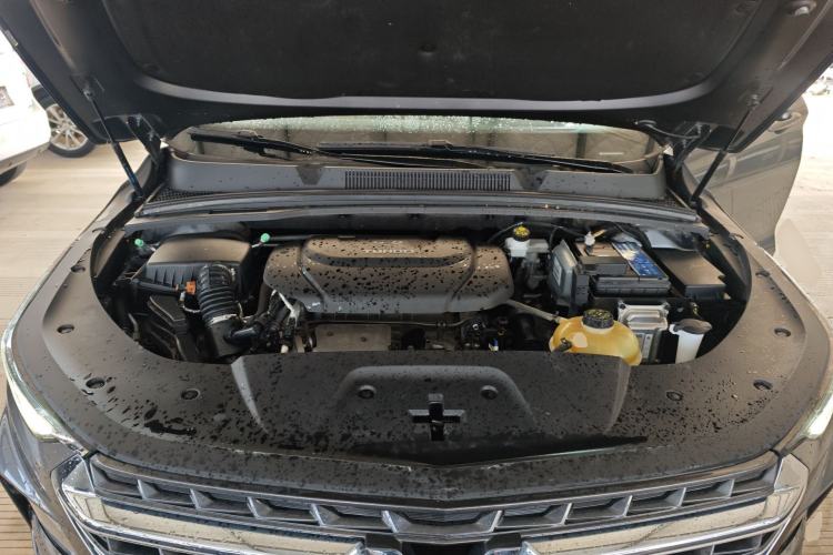 Used Wuling Victory 2020 1.5T CVT Flagship Edition Engine Bay