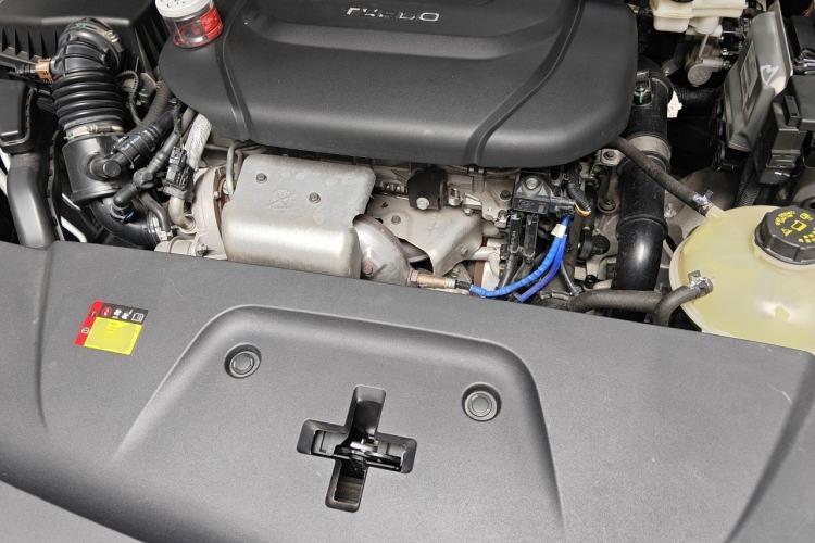 Used Wuling Victory 2020 1.5T Manual Elite Edition Engine Bay