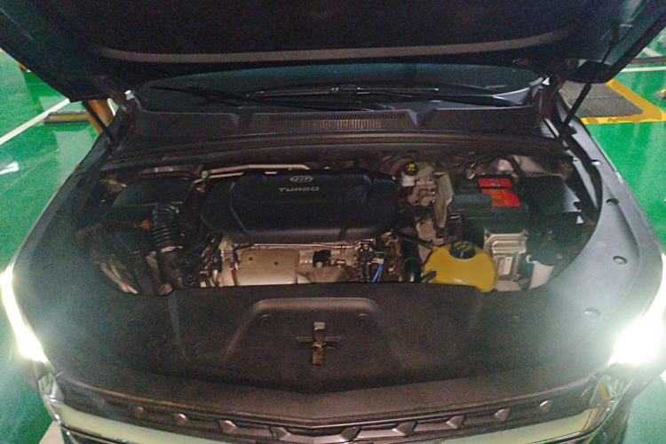 Used Wuling Victory 2020 1.5T CVT Flagship First-Class Model Engine Bay