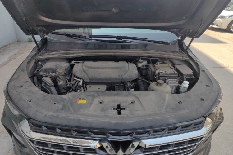 Used Wuling Victory 2020 1.5T CVT Luxury Model Engine Bay