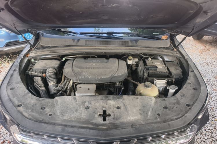 Used Wuling Victory 2020 1.5T CVT Flagship Edition Engine Bay