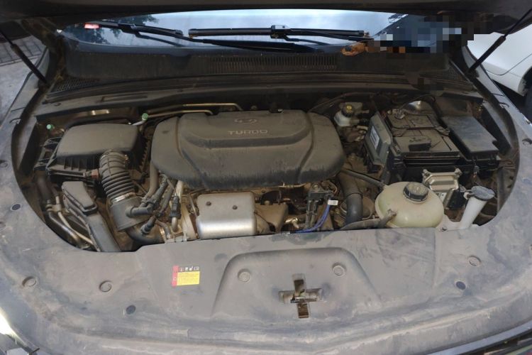 Used Wuling Victory 2020 1.5T CVT Flagship Edition Engine Bay