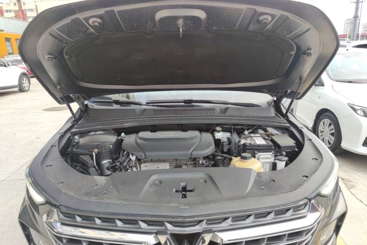 Used Wuling Victory 2020 1.5T CVT Flagship Edition Engine Bay