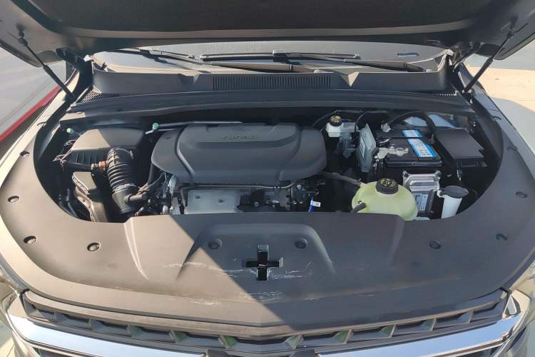 Used Wuling Victory 2020 1.5T CVT Flagship Edition Engine Bay