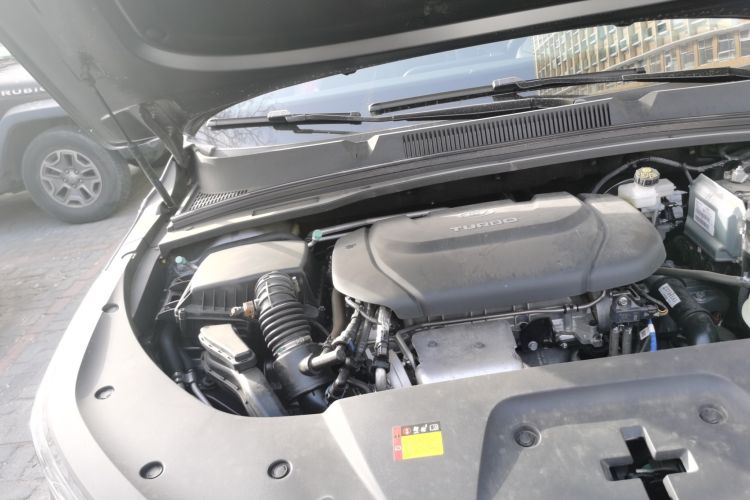 Used Wuling Victory 2020 1.5T CVT Flagship Edition Engine Bay Right