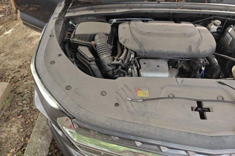 Used Wuling Victory 2020 1.5T CVT Flagship Edition Engine Bay Right