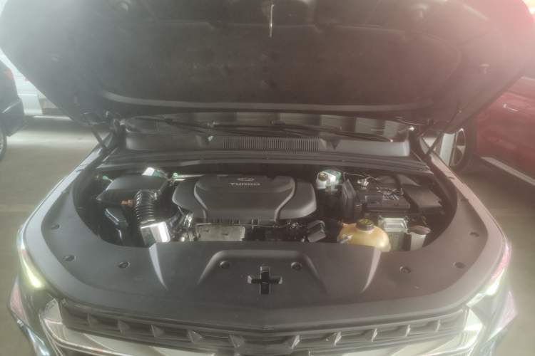 Used Wuling Victory 2020 1.5T CVT Flagship Edition Engine Bay