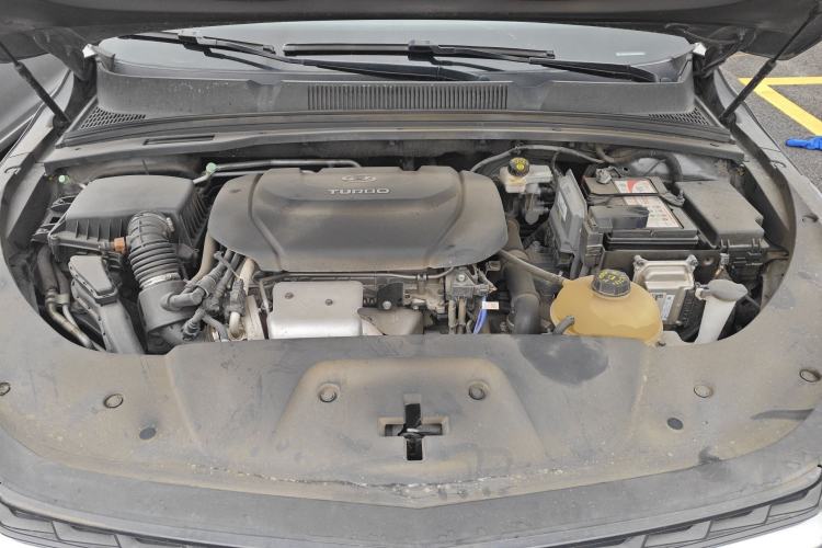 Used Wuling Victory 2020 1.5T CVT Flagship Edition Engine Bay