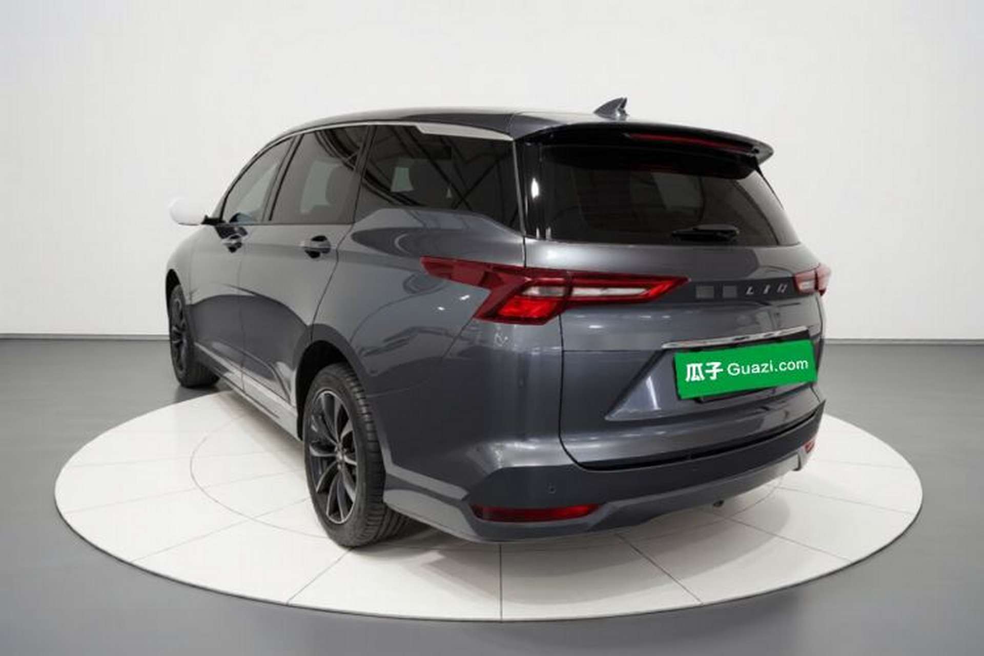 Used Wuling Victory 2020 1.5T CVT Luxury Model Exterior 3