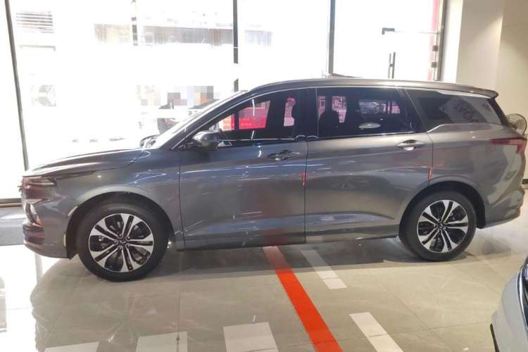 Used Wuling Victory 2020 1.5T CVT Flagship Edition Exterior 3
