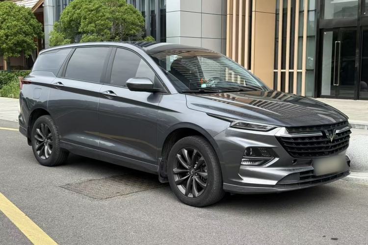Used Wuling Victory 2020 1.5T Manual Elite Edition Exterior 4