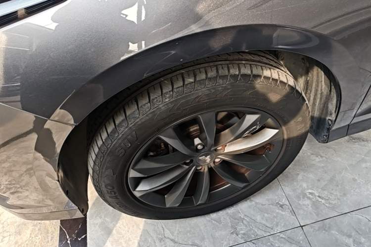 Used Wuling Victory 2020 1.5T CVT Luxury Model Exterior 4