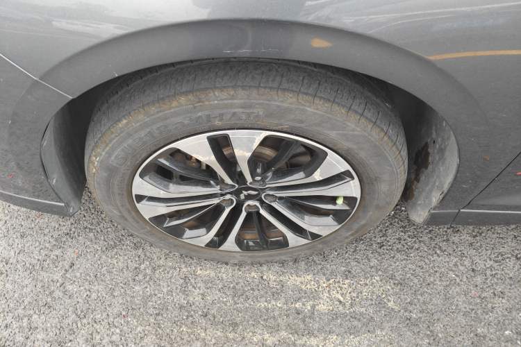 Used Wuling Victory 2020 1.5T CVT Flagship Edition Exterior 4