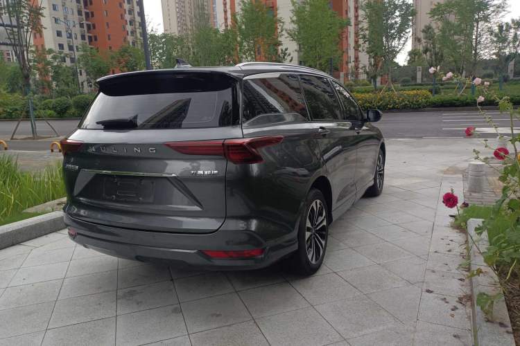 Used Wuling Victory 2020 1.5T CVT Flagship Edition Exterior 5