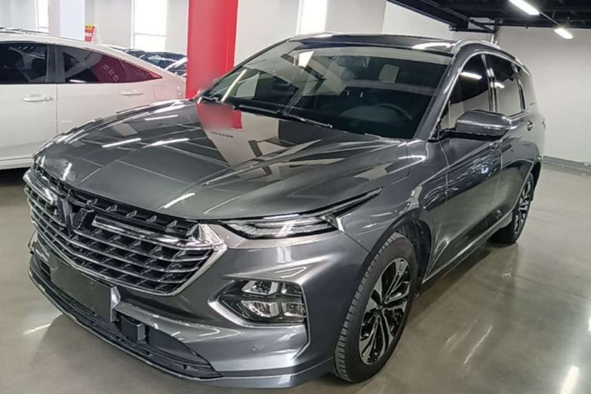 Used Wuling Victory 2020 1.5T CVT Flagship Edition Front Left 45 Deg