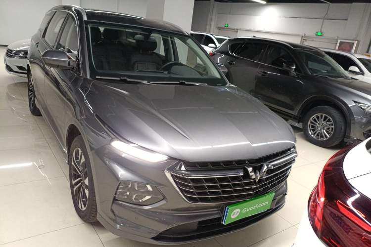 Used Wuling Victory 2020 1.5T CVT Flagship Edition Front