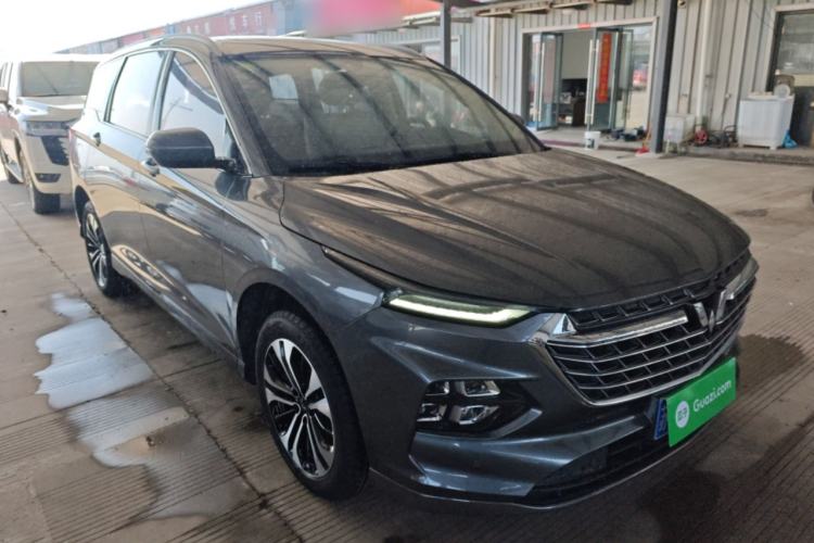 Used Wuling Victory 2020 1.5T CVT Flagship Edition Front Right 45 Deg
