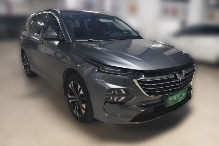 Used Wuling Victory 2020 1.5T CVT Flagship Edition Front Right 45 Deg
