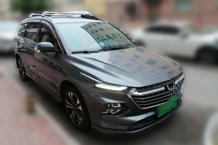 Used Wuling Victory 2020 1.5T CVT Flagship Edition Front Right 45 Deg