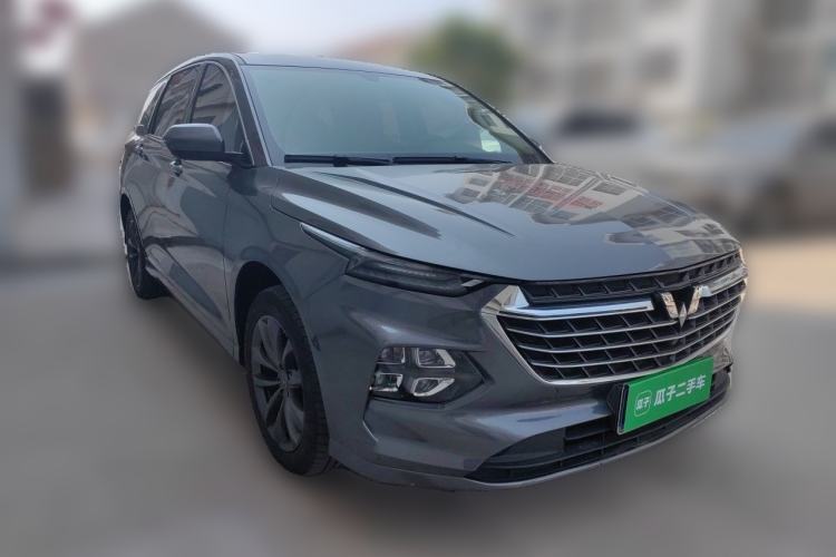 Used Wuling Victory 2020 1.5T CVT Luxury Model Front Right 45 Deg