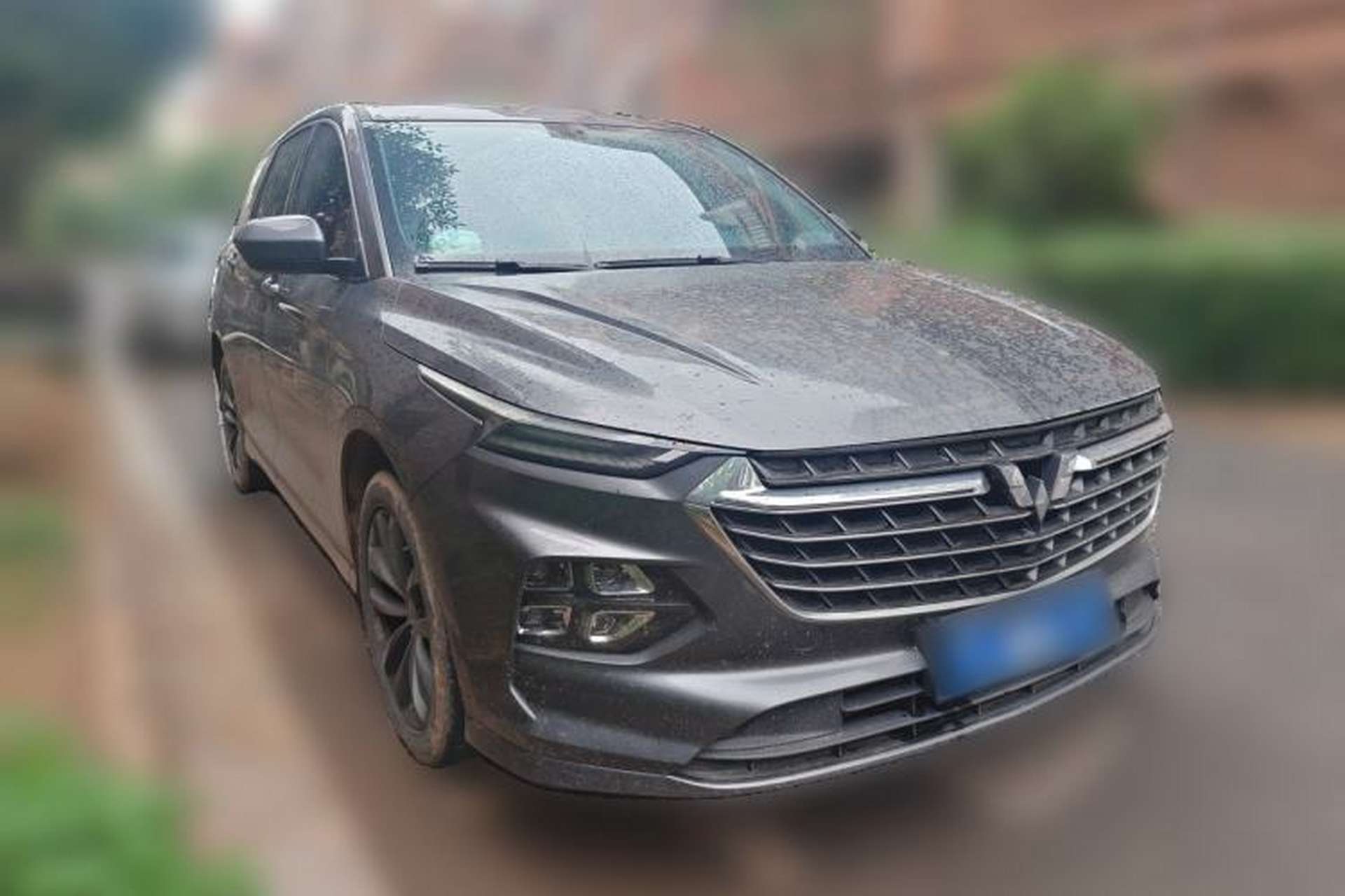 Used Wuling Victory 2020 1.5T CVT Luxury Model Front Right 45 Deg