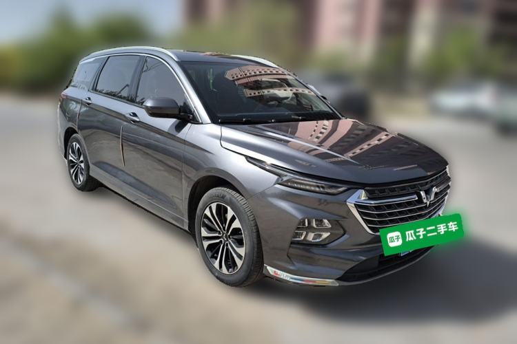 Used Wuling Victory 2020 1.5T CVT Flagship Edition Front Right 45 Deg