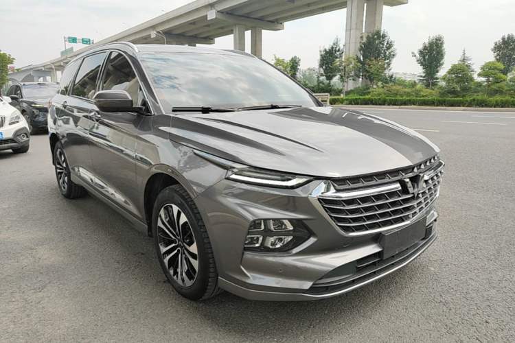 Used Wuling Victory 2020 1.5T CVT Flagship Edition Front Right 45 Deg