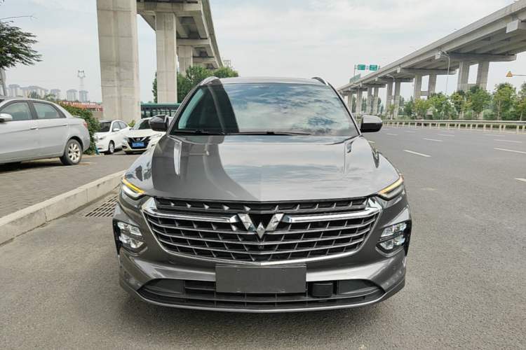 Used Wuling Victory 2020 1.5T CVT Flagship Edition Front