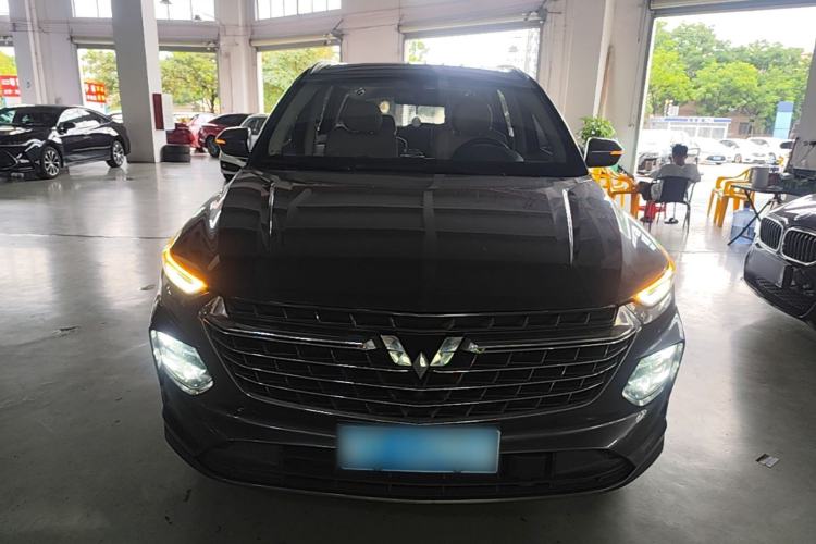 Used Wuling Victory 2020 1.5T CVT Flagship Edition Front