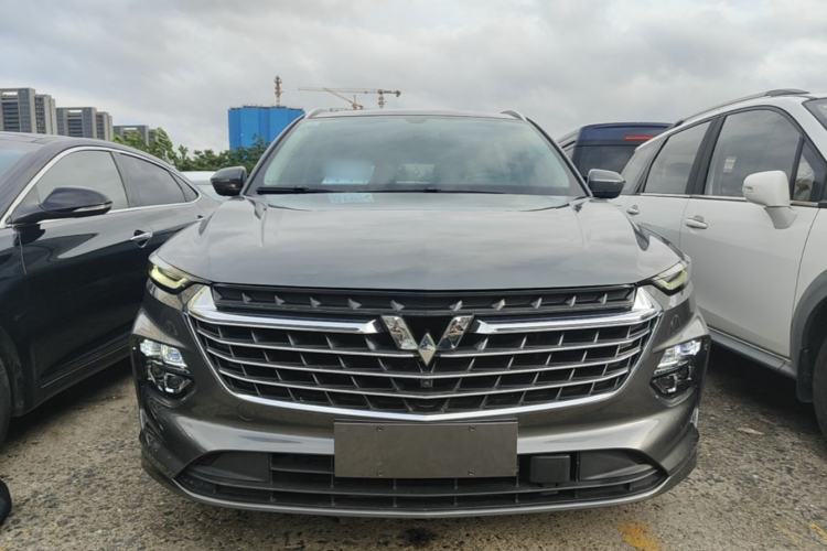 Used Wuling Victory 2020 1.5T CVT Flagship Edition Front