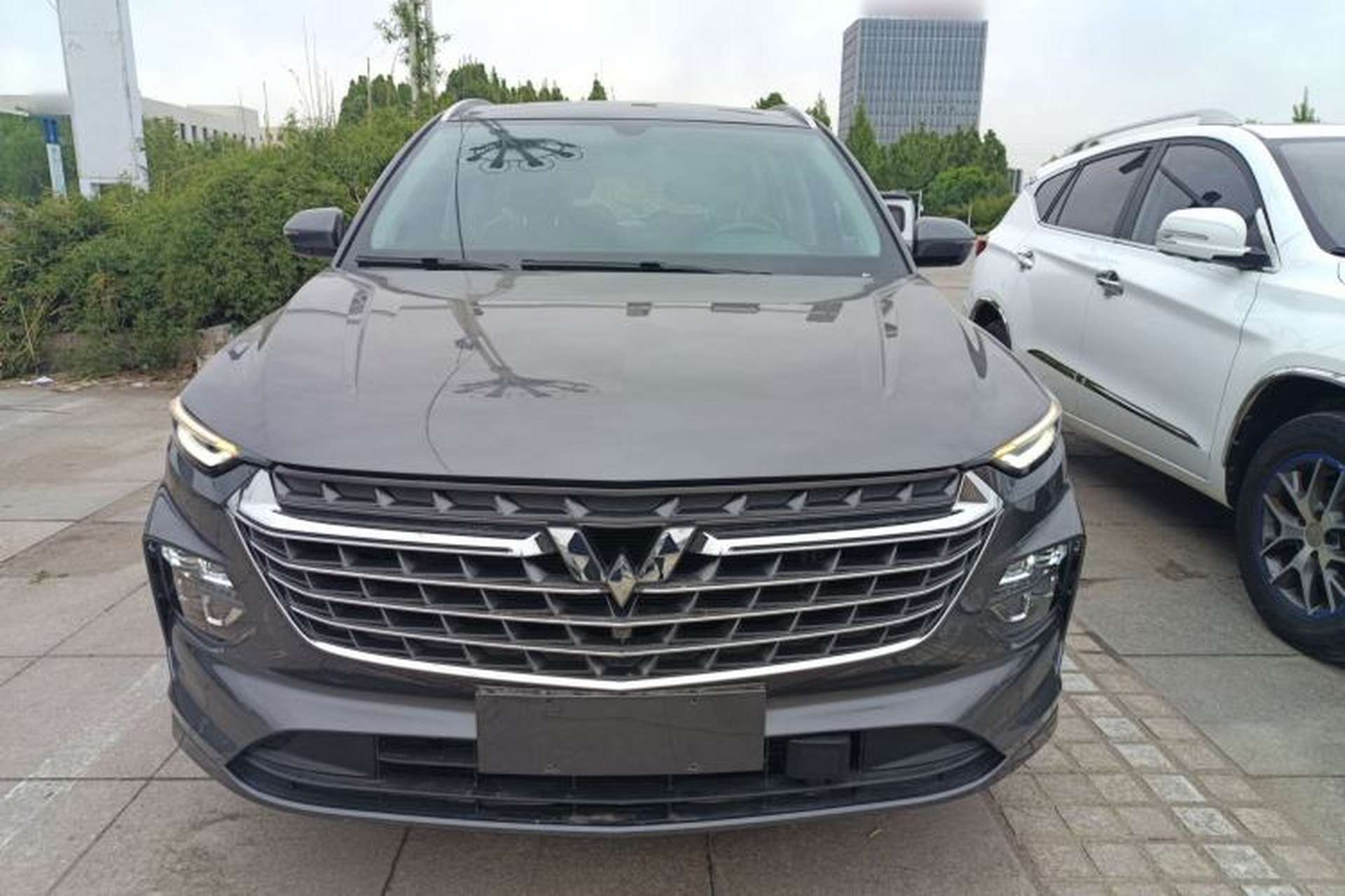 Used Wuling Victory 2020 1.5T CVT Flagship Edition Front