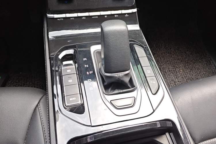 Used Wuling Victory 2020 1.5T CVT Flagship Edition Gear Lever