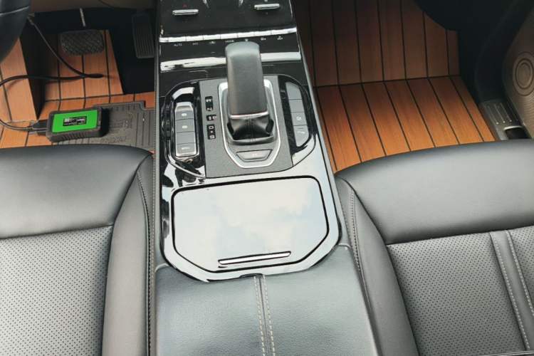 Used Wuling Victory 2020 1.5T CVT Flagship Edition Gear Lever